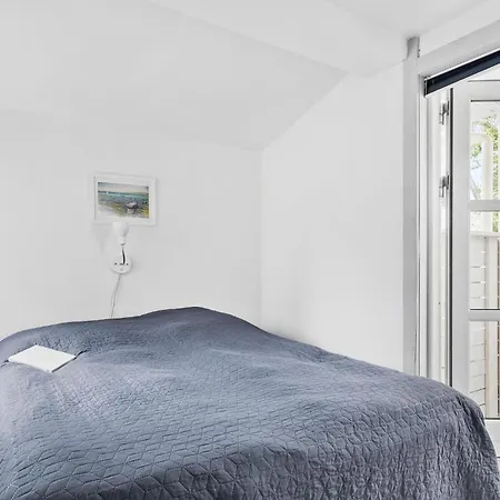 Dom wakacyjny Lovely In With Wifi *