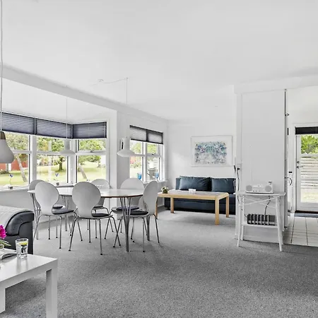 2 Bedroom Lovely In Samso